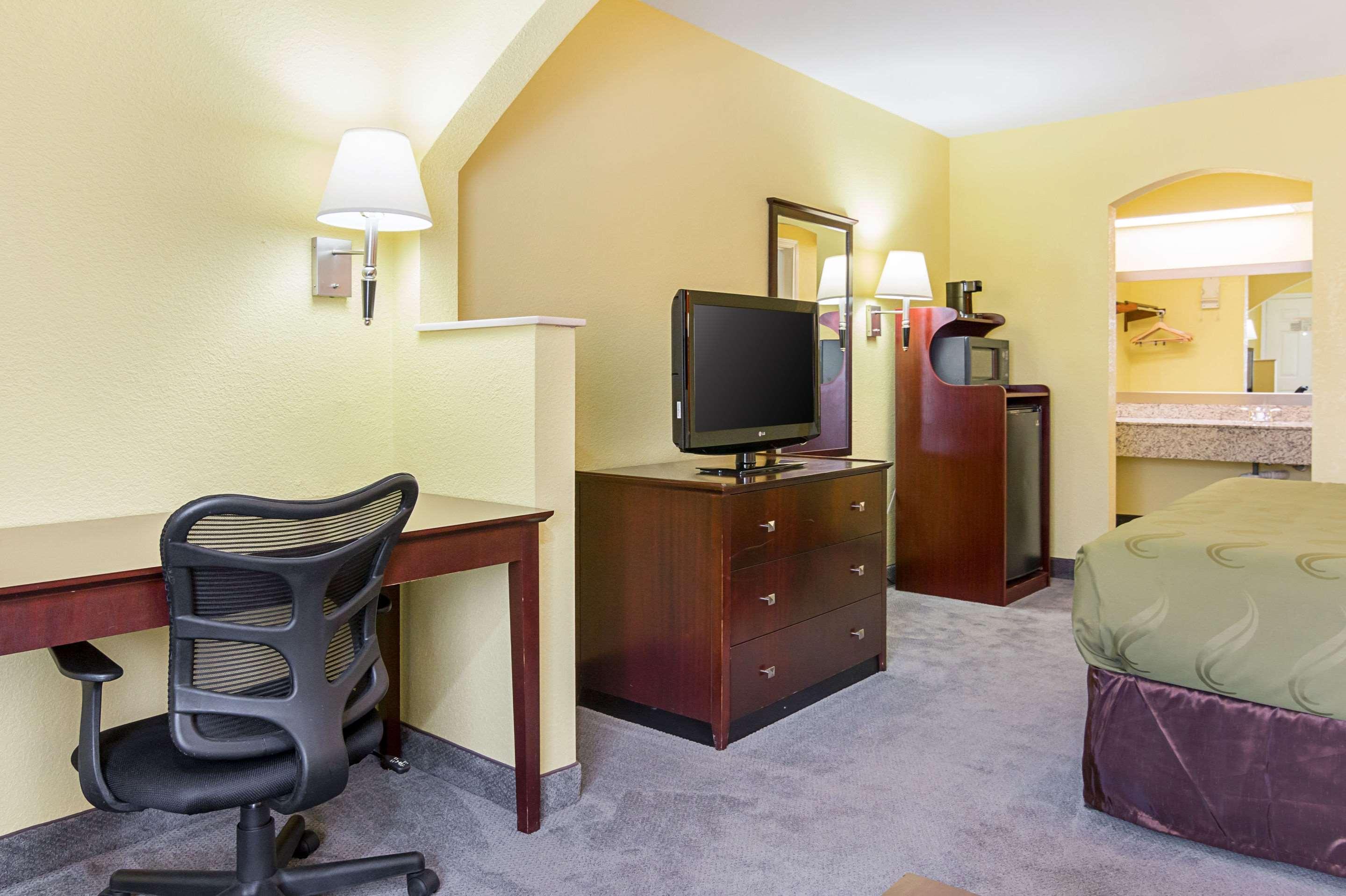 Quality Inn Carthage Eksteriør bilde